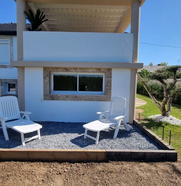 Fenêtre coulissante et fixe moderne